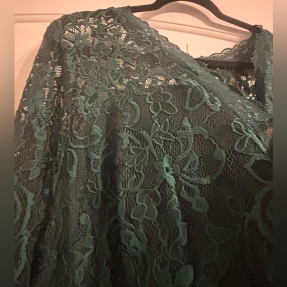 Green Split Style Dress - Picture 4 of 4